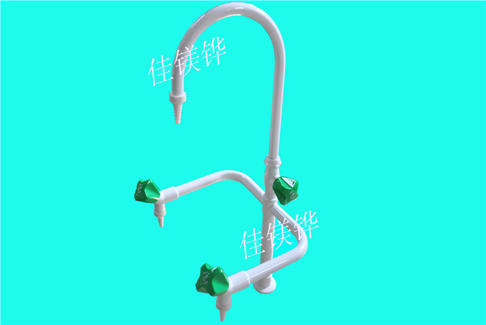 實(shí)驗(yàn)室專(zhuān)用三聯(lián)水龍頭
